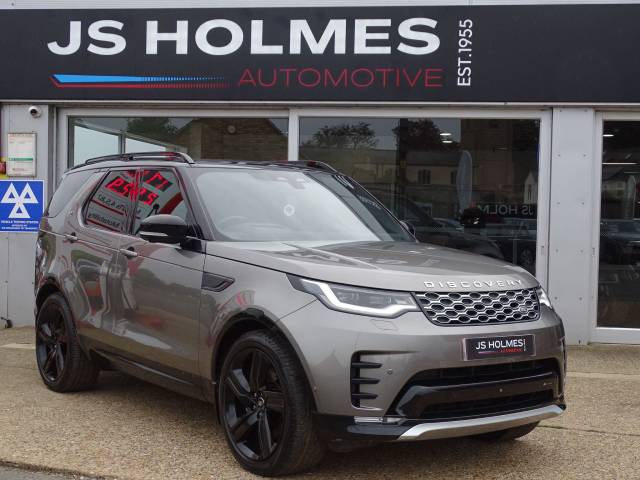 Land Rover Discovery 3.0 D300 Metropolitan Edition 5dr Auto Estate Diesel SILVER