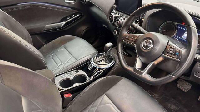 2022 Nissan Juke 1.6 Hybrid Tekna+ 5dr Auto