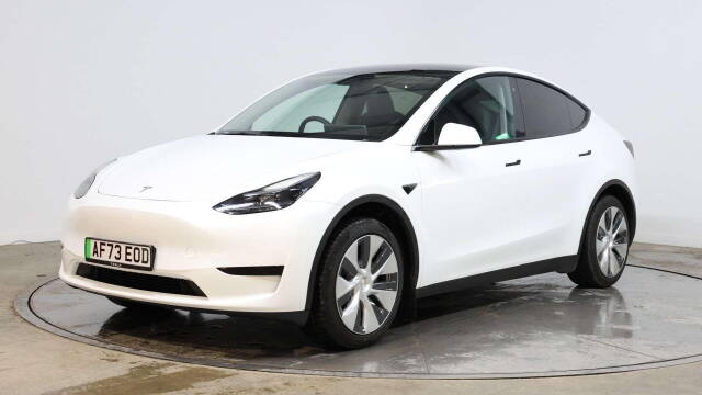 Tesla Model Y 0.0 RWD 5dr Auto MPV Electric WHITE