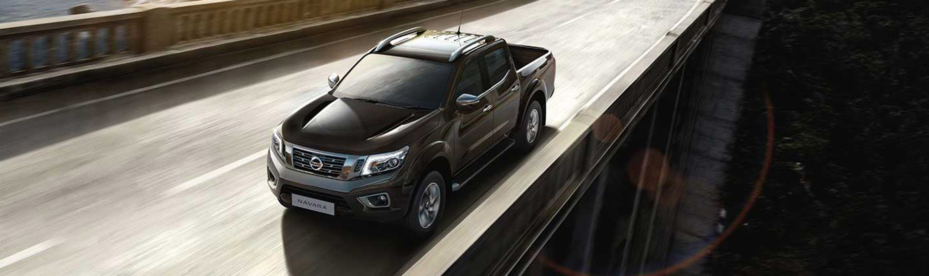 nissan navara Banner