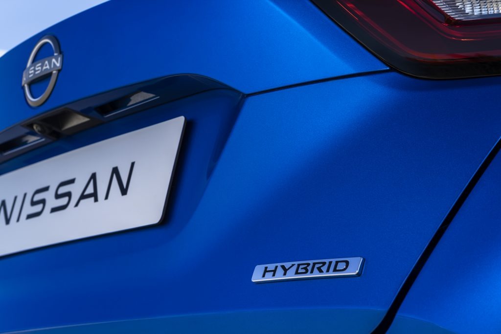Nissan Juke: new hybrid powertrain combines innovation, driving fun and efficiency