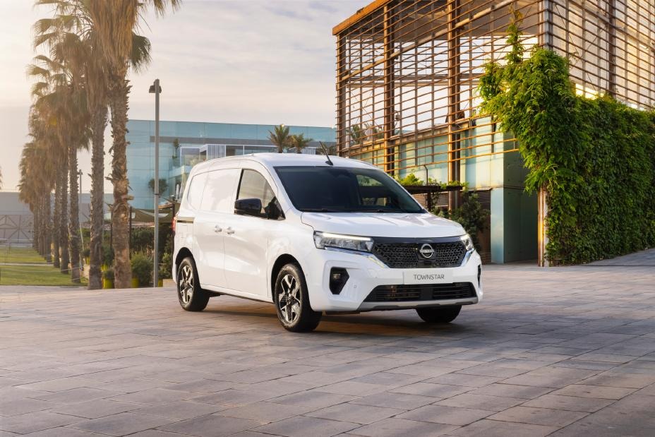 Future-proof your business with the all-new electric Nissan Townstar Van