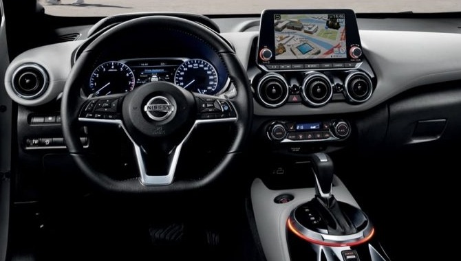 Nissan Juke and New Nissan Juke Hybrid - Interior