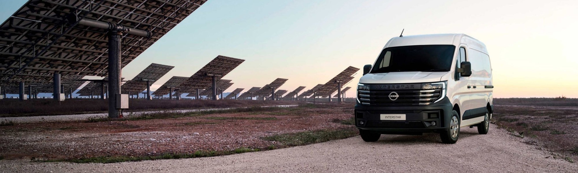 nissan interstar Banner