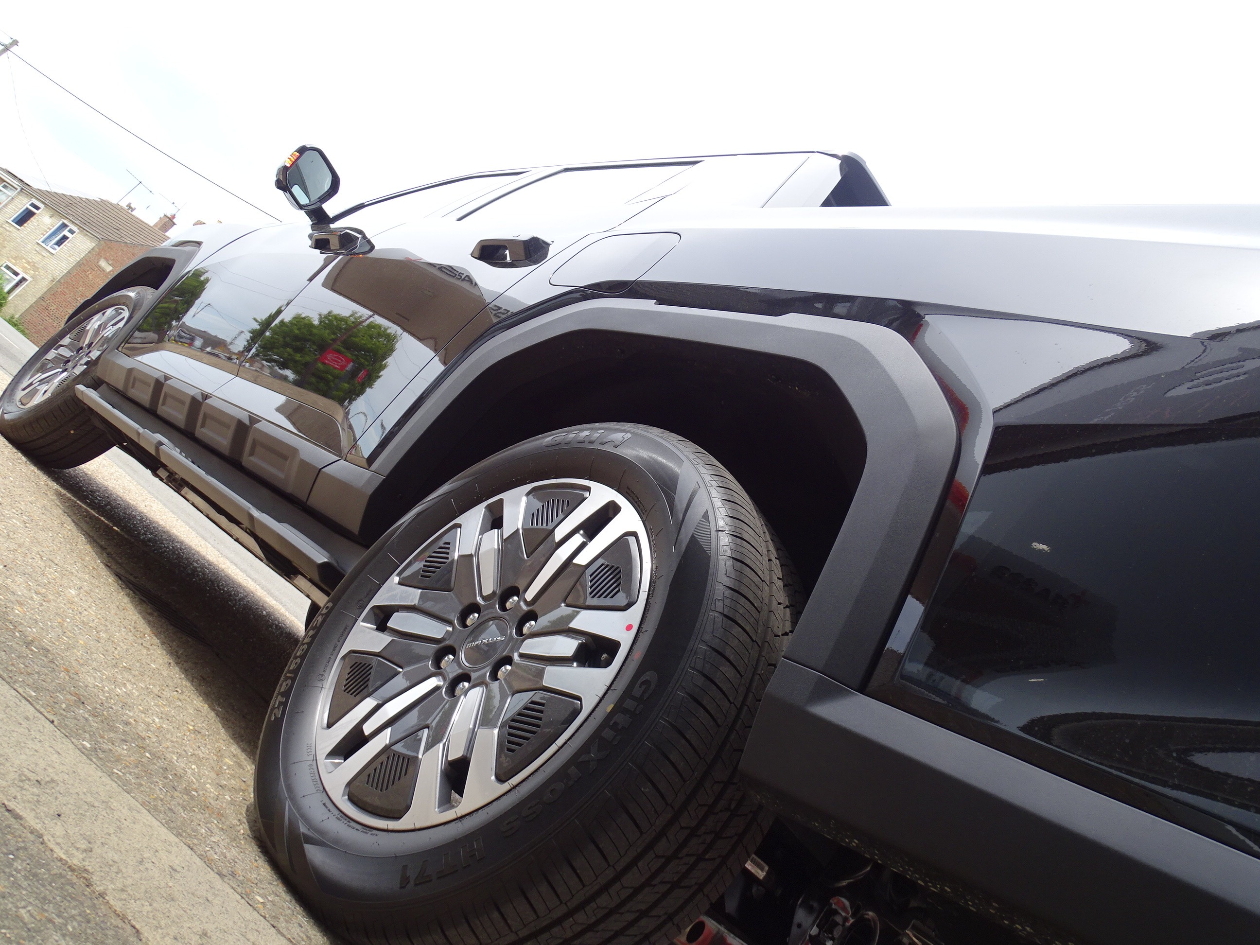 Why the MAXUS eTERRON 9 Could Be the Smartest Business Vehicle You'll Buy This Year